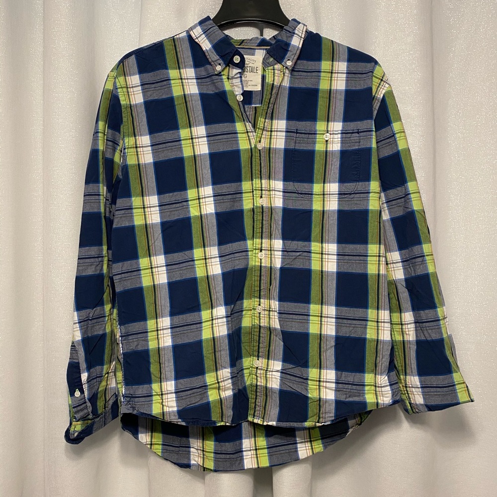 Aeropostale Long Sleeve Button Down Shirt